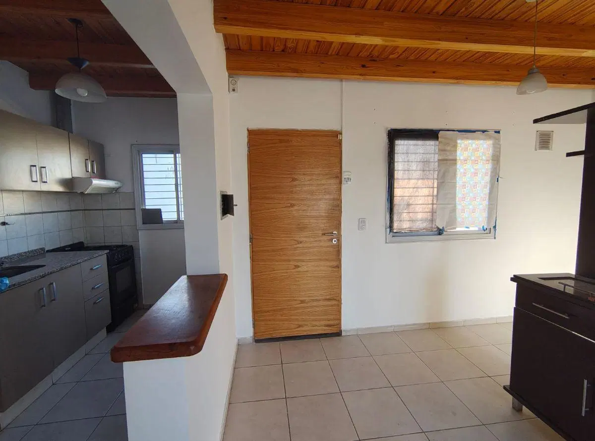 DEPARTAMENTO EN VENTA – GUAYMALLÉN 8