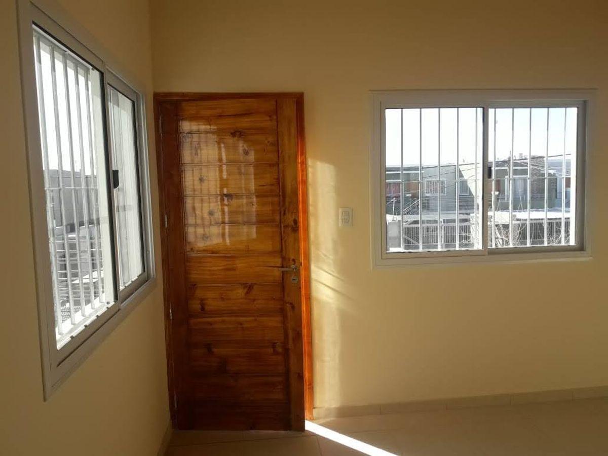 Foto de Departamento de dos dormitorios y cochera en Bo. Inka, imagen 5