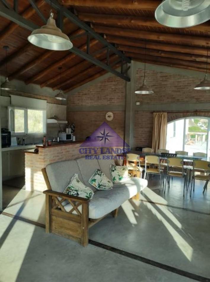 Foto de Casa en venta en el Club de Nautica y Pesca Los Reyunos - San Rafael, imagen 1