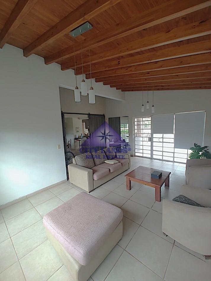 Foto de Casa de 3 dormitorios en venta en Perdriel con patio y piscina, imagen 3