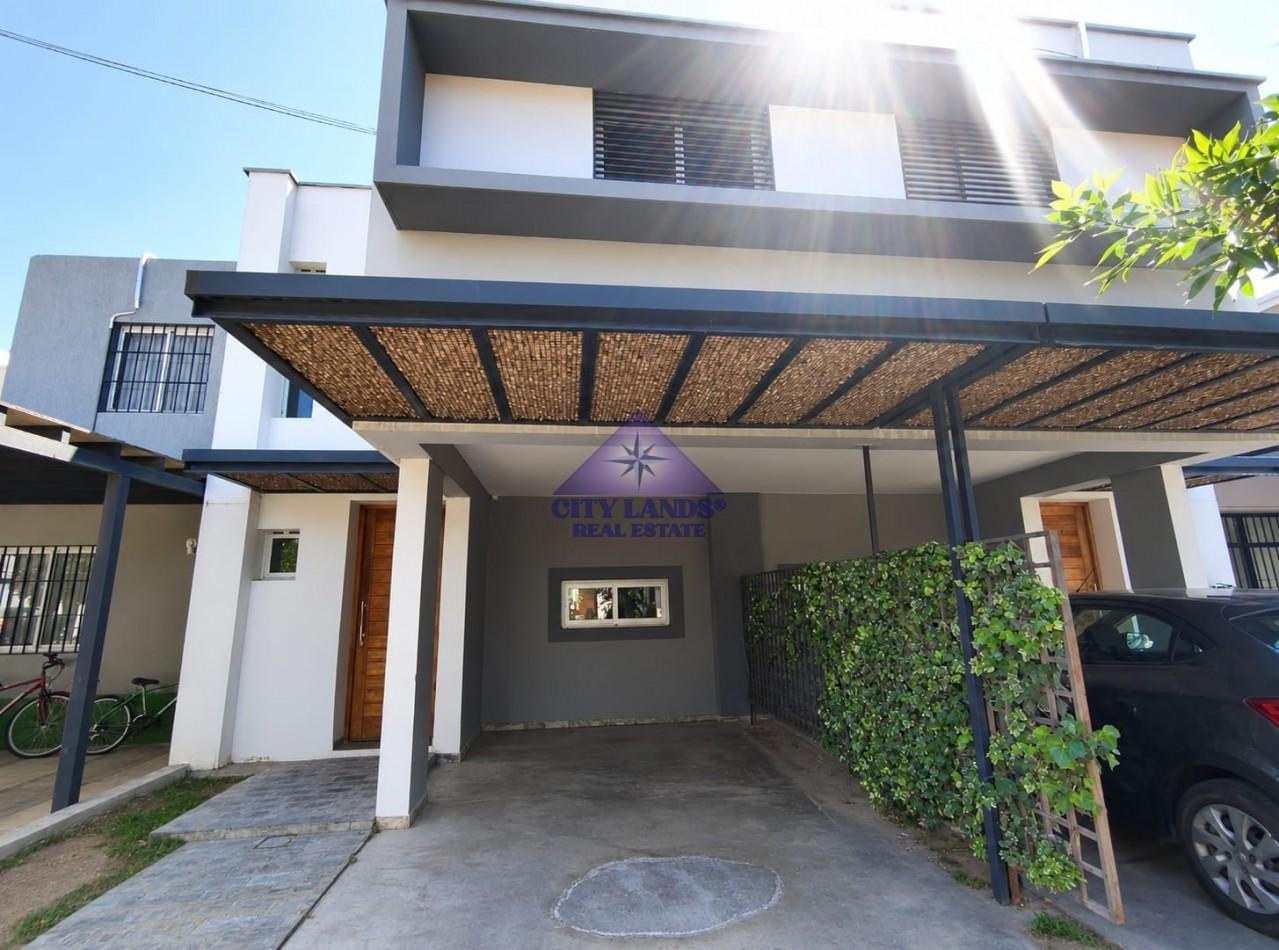 Foto de Excelente duplex de 3 dormitorios, cochera, en Complejo Privado Pueblo, imagen 2