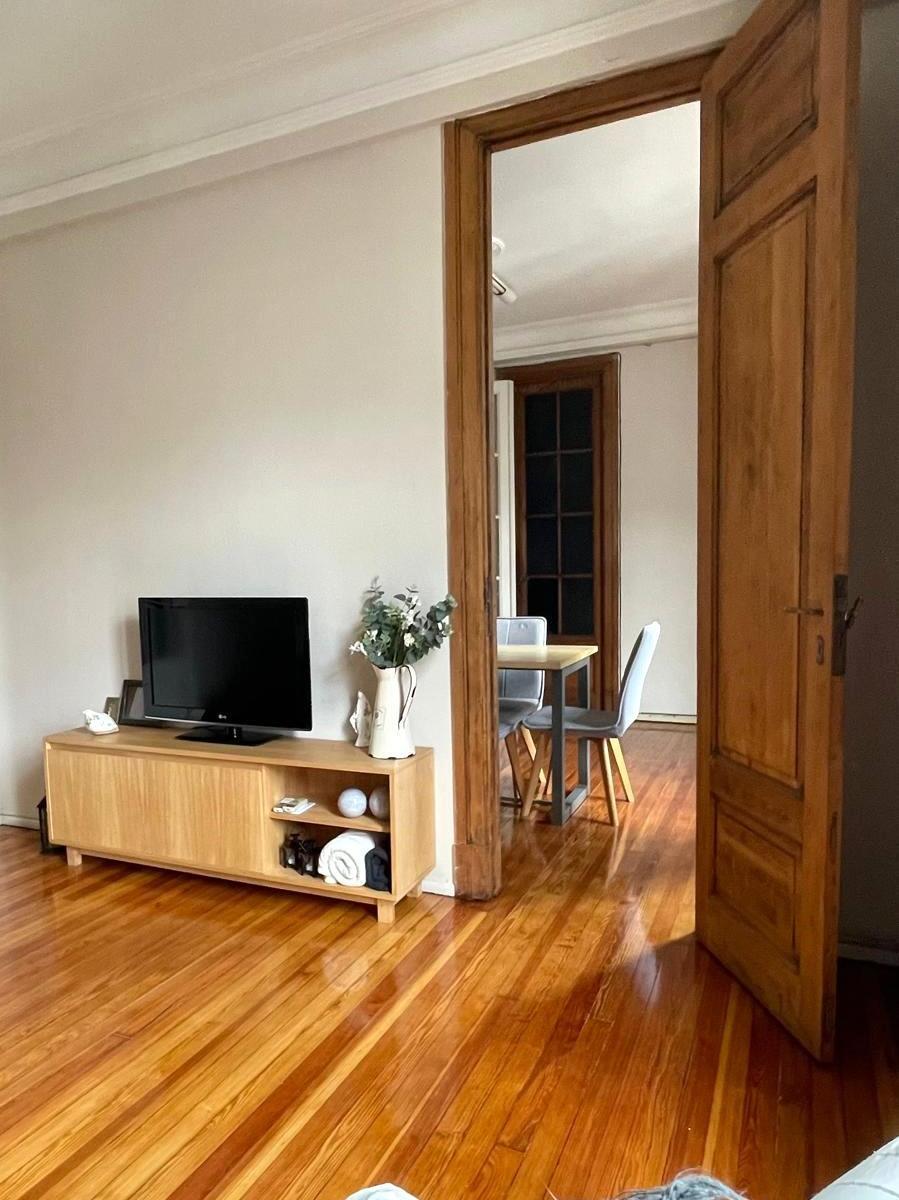 Venta Departamento Muy Luminoso Apto/ Prof. Ideal Vivienda o Turismo 2