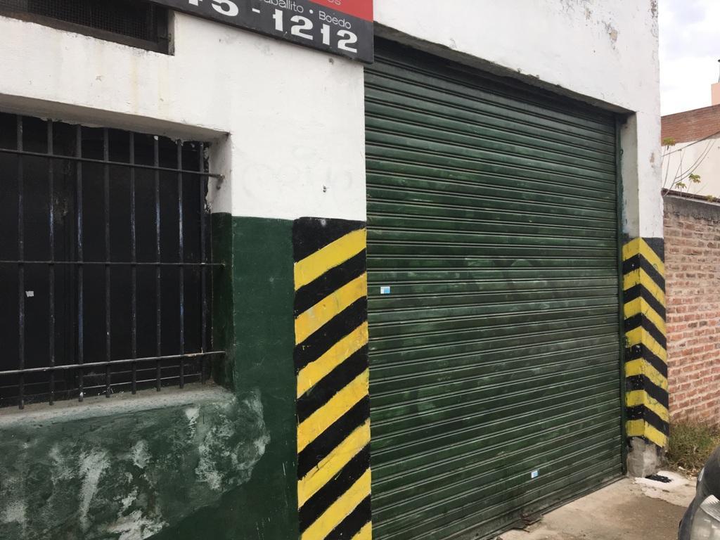 Galpón. | Comandante Lucena 1243 3