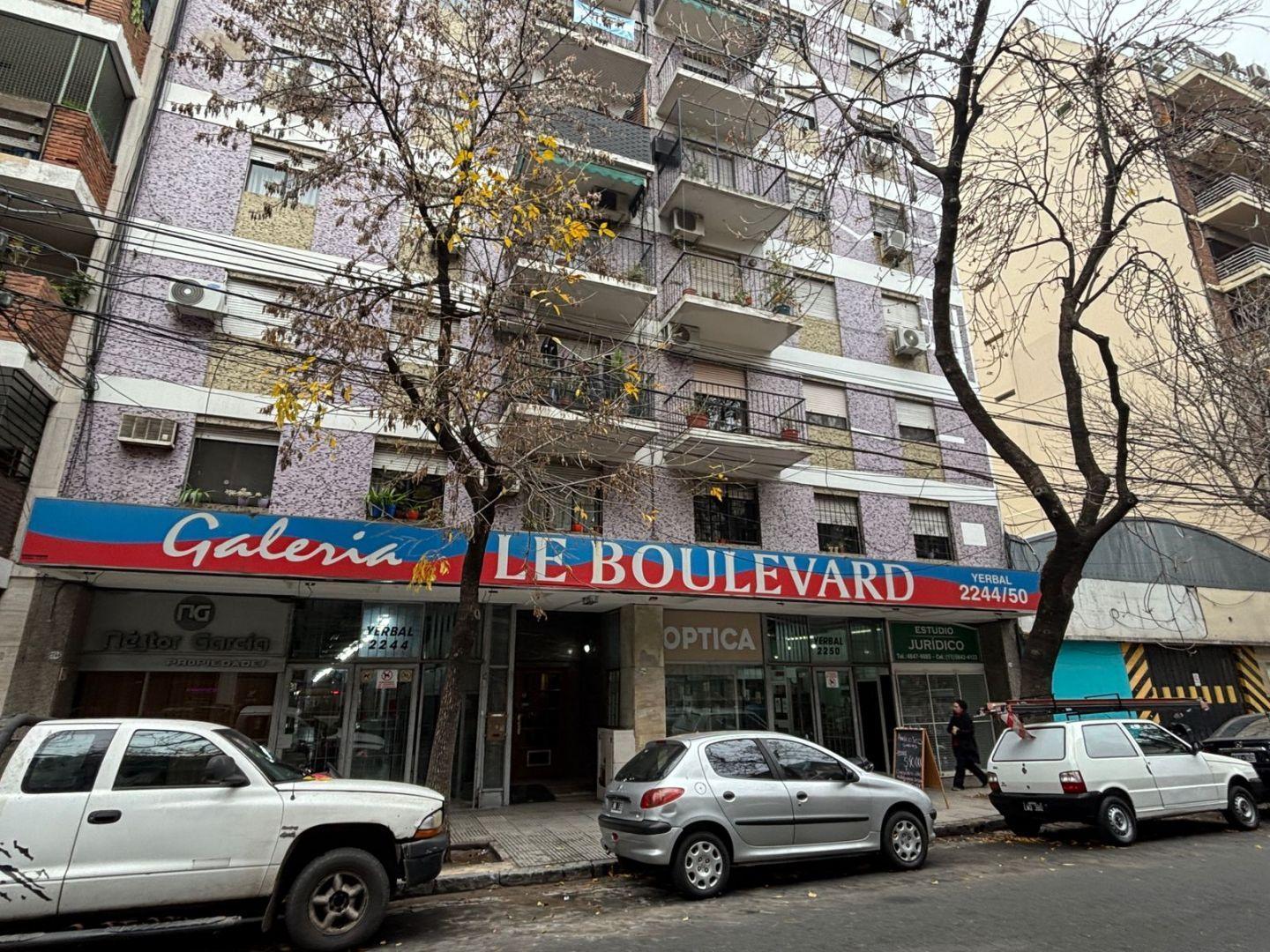 Departamento 6 ambientes 4 dormitorios. | YERBAL 2248