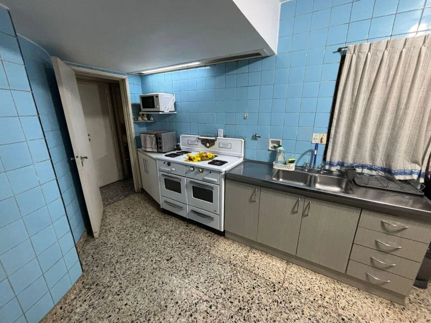 Departamento 6 ambientes 4 dormitorios. | YERBAL 2248 2