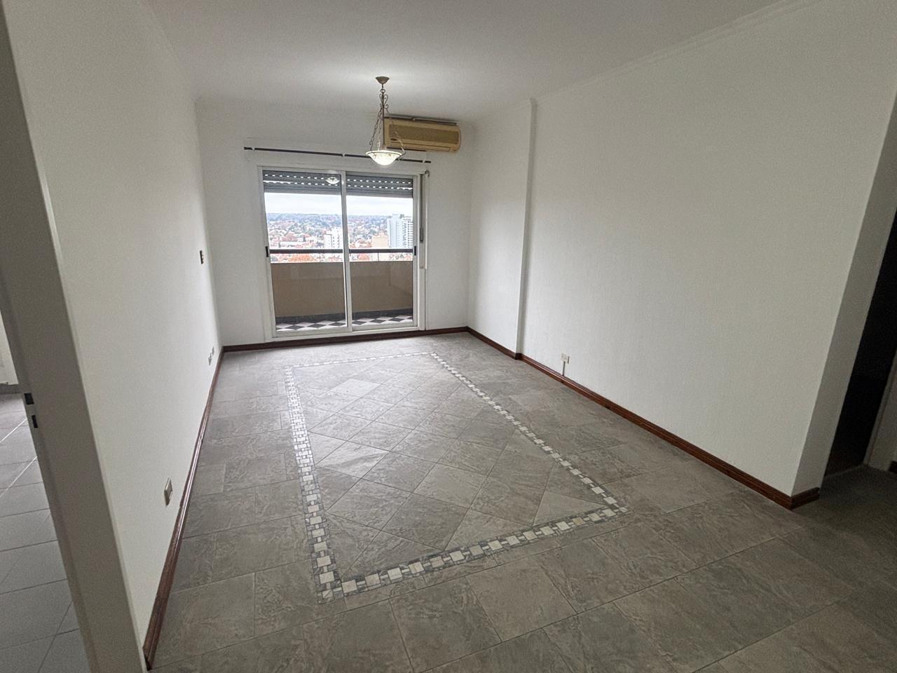 Foto de PROPIEDAD RESERVADA Departamento 3 ambientes. | ALMIRANTE BROWN 2939, imagen 4