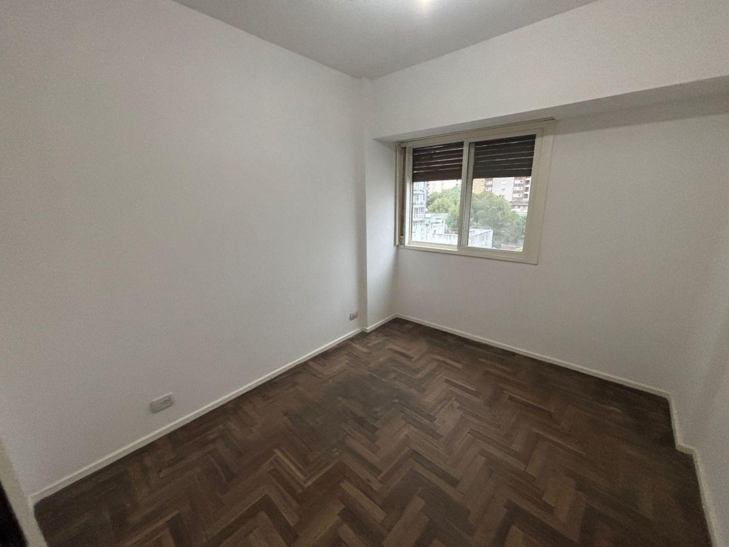 Foto de Departamento 2 ambientes. | AV HIPOLITO YRIGOYEN 8852, imagen 3