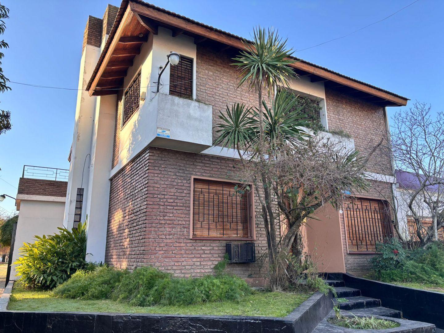 Foto de Casa . | MONSEÑOR CHIMENTO 791, imagen 2