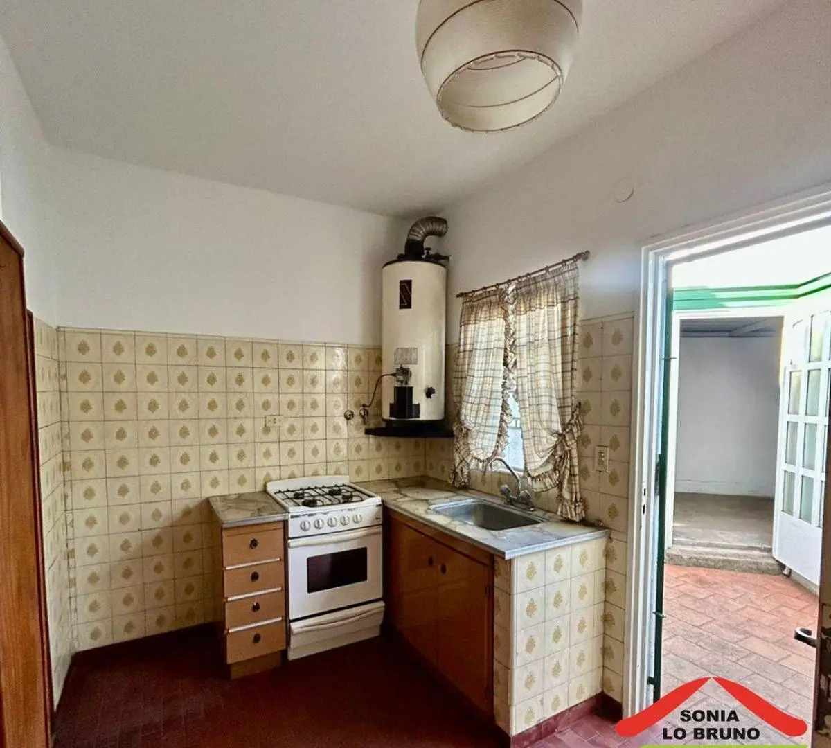 Dúplex 3 ambientes con cochera en venta - Moreno centro, lado Sur. 4
