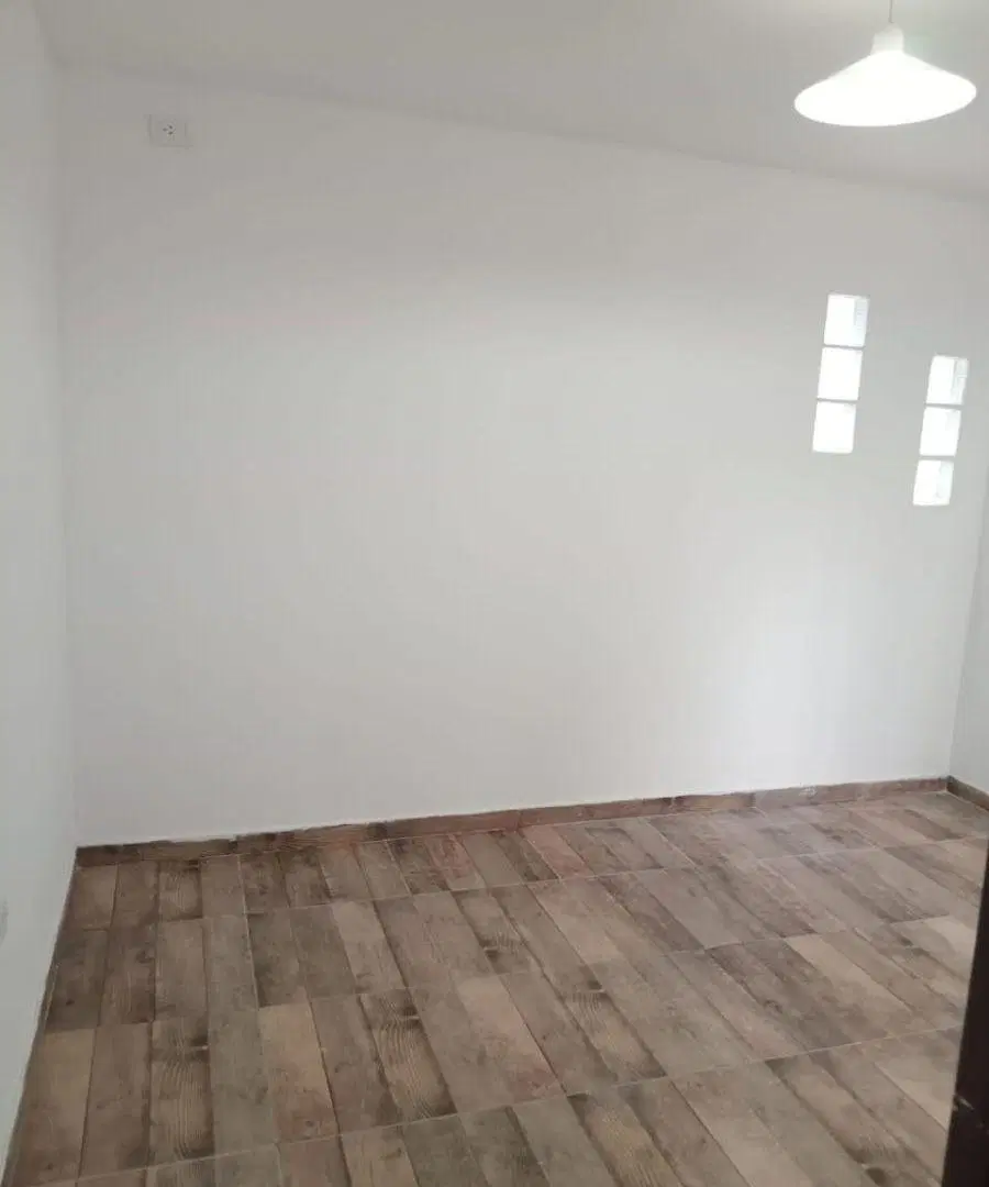 Alquiler, departamentoTres ambientes en planta baja, Paso del Rey Norte !! 4