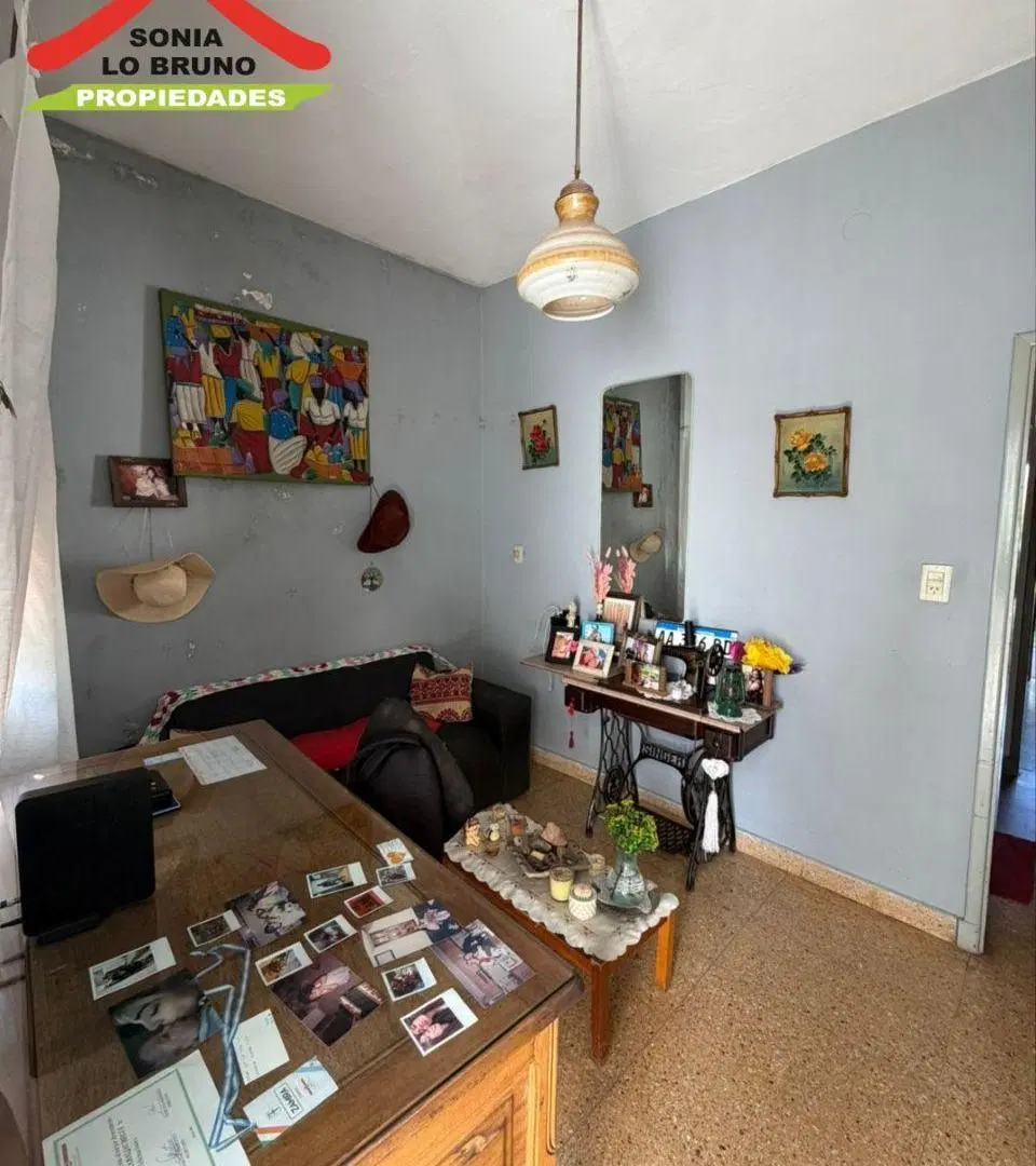 Casa Tipo Americana en Moreno Sur., a solo diez cuadras de la estación. 8