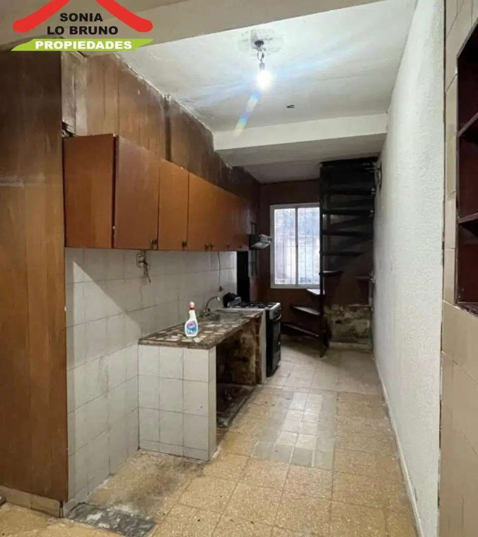 CASA PH 4 AMBIENTES EN PASO DEL REY CENTRO (LADO SUR) 5
