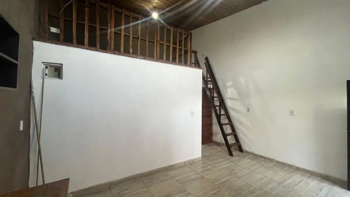 ALQUILER - DEPARTAMENTO 2 AMBIENTES CON ENTREPISO EN MORENO SUR. 5