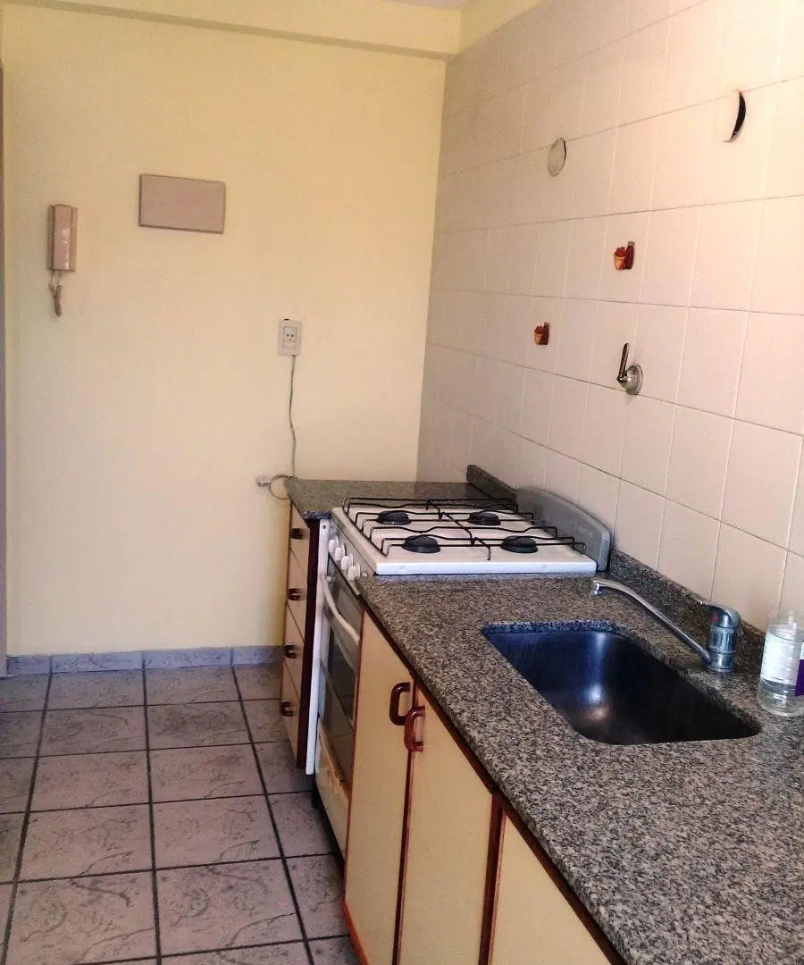 ALQUILER - DEPARTAMENTO 2 AMBIENTES CON COCHERA EN PASO DEL REY CENTRO (LADO NORTE) 1
