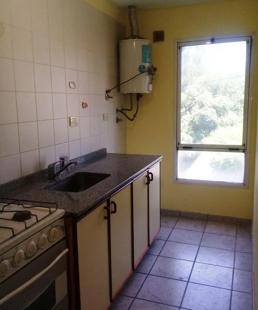 ALQUILER - DEPARTAMENTO 2 AMBIENTES CON COCHERA EN PASO DEL REY CENTRO (LADO NORTE) 3