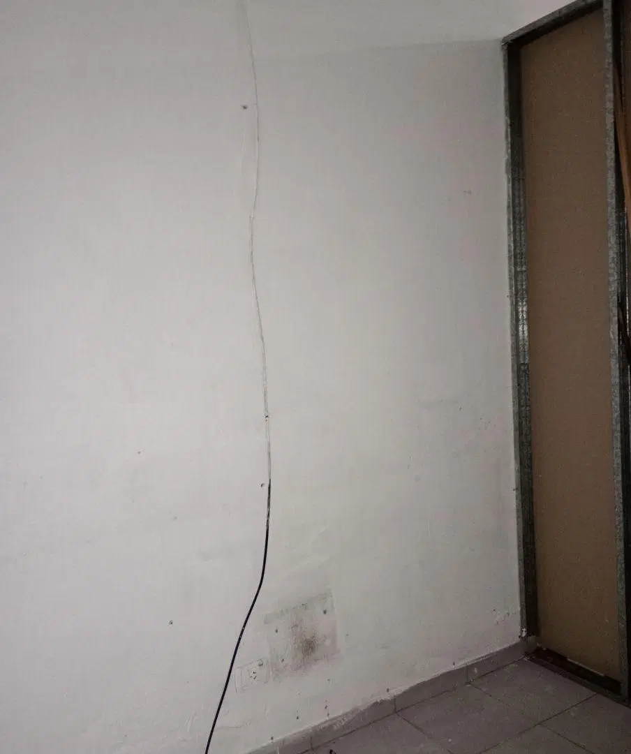ALQUILER – LOCAL COMERCIAL EN PASO DEL REY (LADO NORTE) Salvador M. Del Carril e Independencia. 8