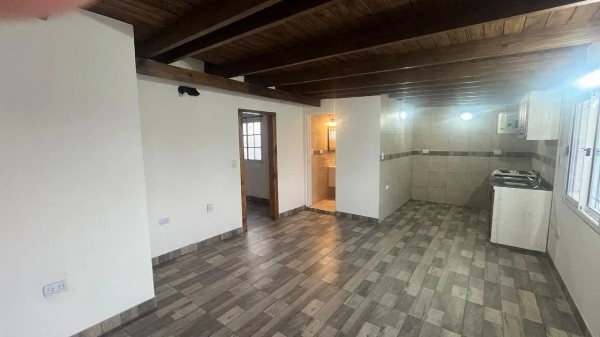 DEPARTAMENTO A ESTRENAR DE 2 AMBIENTES CON COCHERA EN PASO DEL REY NORTE 4