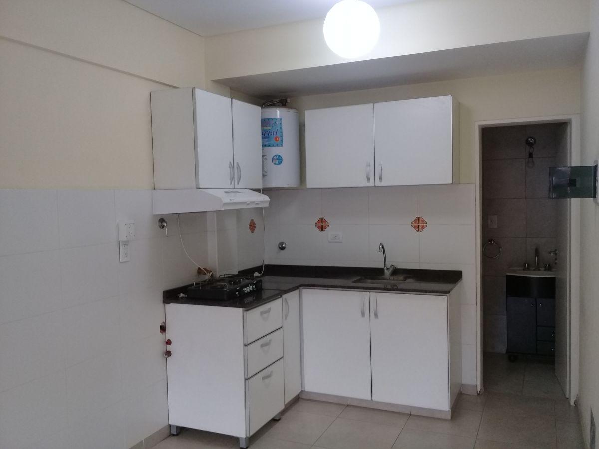 Foto de MONOAMBIENTE APTO PROFESIONAL / COMERCIAL O VIVIENDA . Paso del Rey, imagen 5
