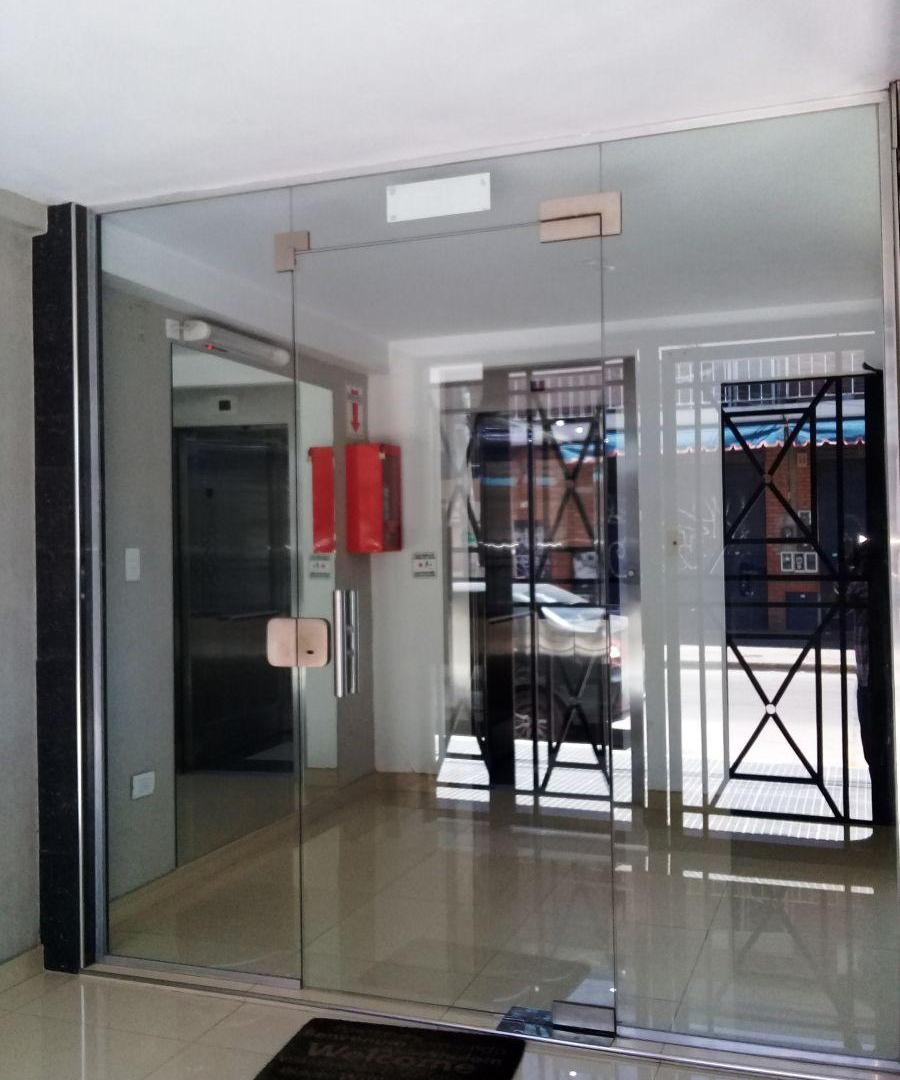 Foto de MONOAMBIENTE APTO PROFESIONAL / COMERCIAL O VIVIENDA . Paso del Rey, imagen 2