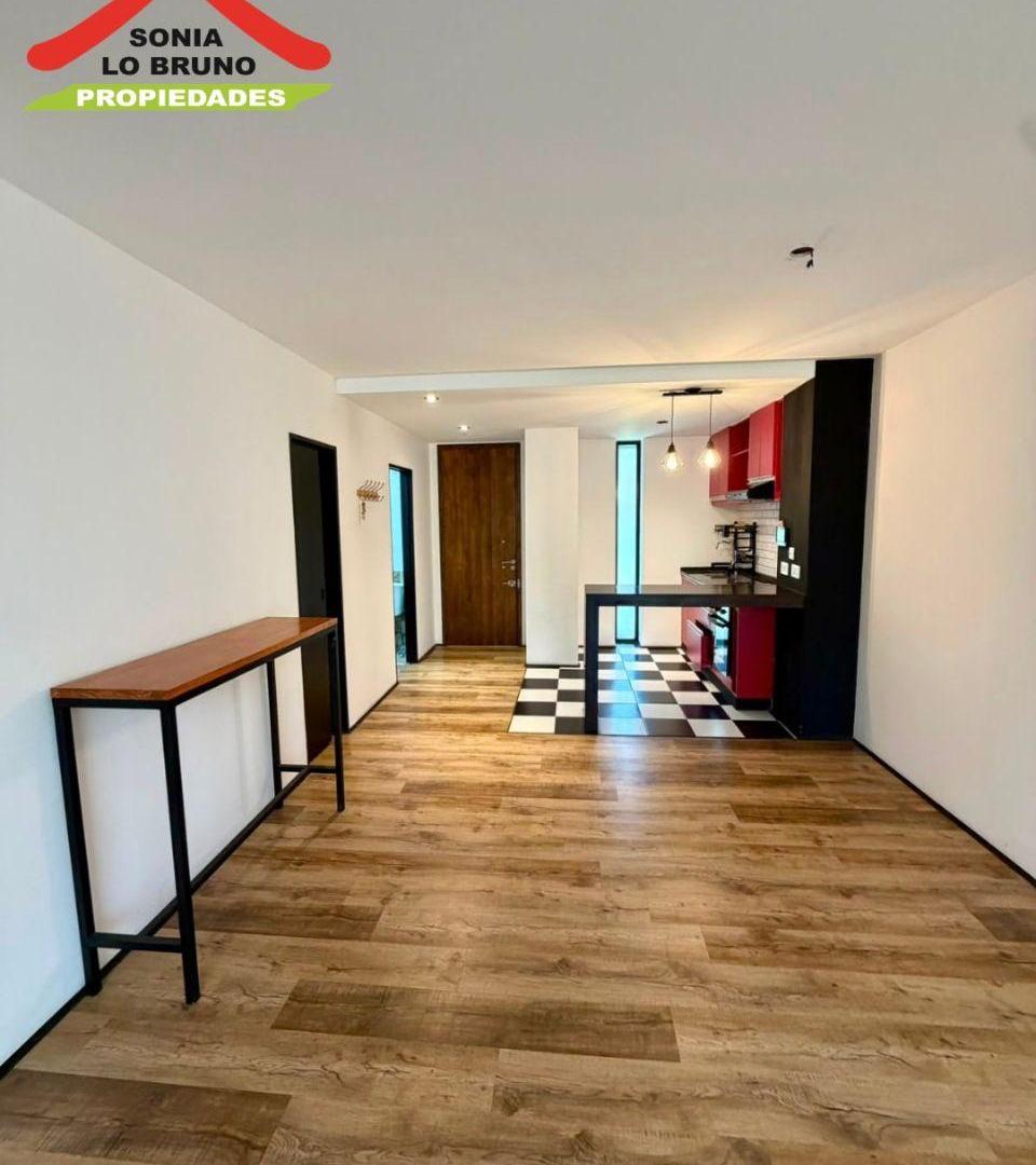 Foto de Condominio Copas. Duplex tres ambientes con dos cocheras., imagen 2