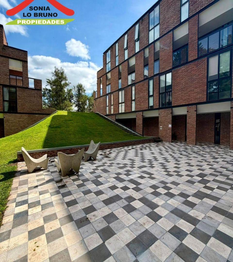 Foto de Condominio Copas. Duplex tres ambientes con dos cocheras., imagen 1