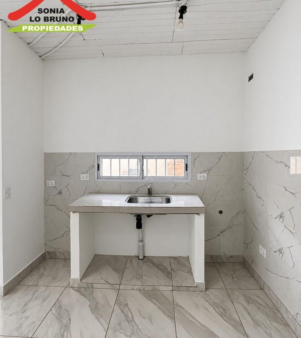 Foto de ALQUILER | DÚPLEX 3 AMBIENTES CON COCHERA. Paso del Rey Norte – Barrio, imagen 3