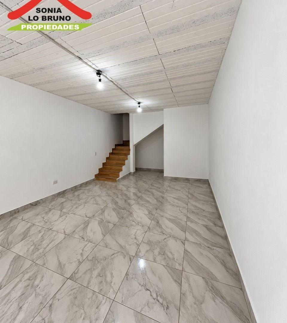 Foto de ALQUILER | DÚPLEX 3 AMBIENTES CON COCHERA. Paso del Rey Norte – Barrio, imagen 5
