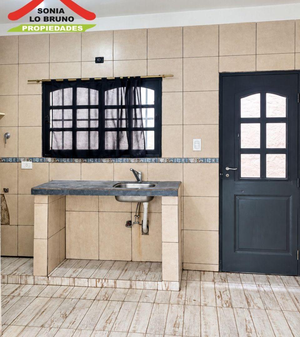 Foto de Duplex Doas ambientes con patio en Paso del Rey Norte, S.M Del carril, imagen 2
