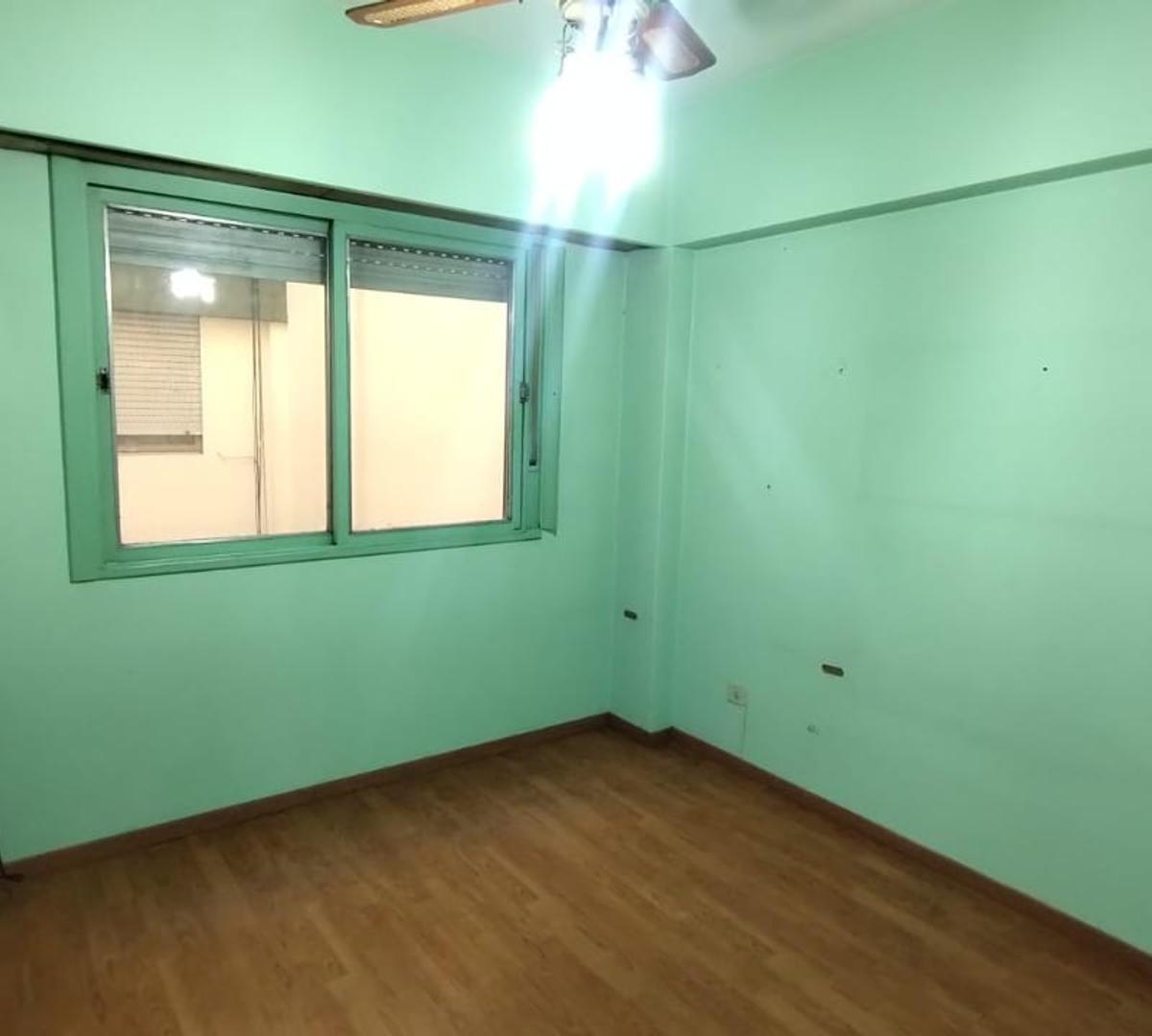 Depto en Venta 2 Amb. Al Frente C/ Balcon - Apto Credito 2