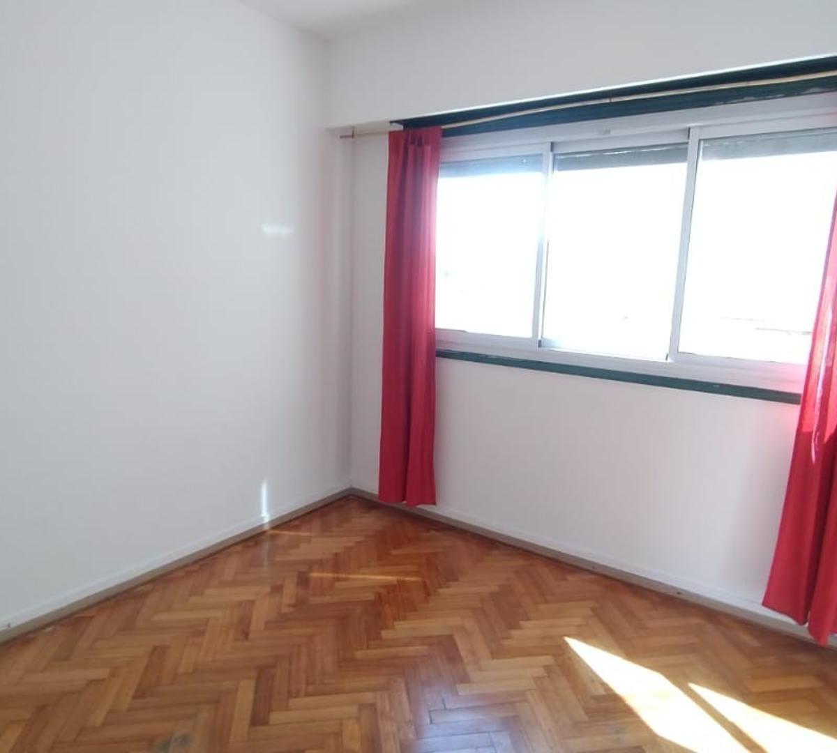 Depto 4 Amb. C/bco. Corrido - Vista Abierta - Apto Prof. 2