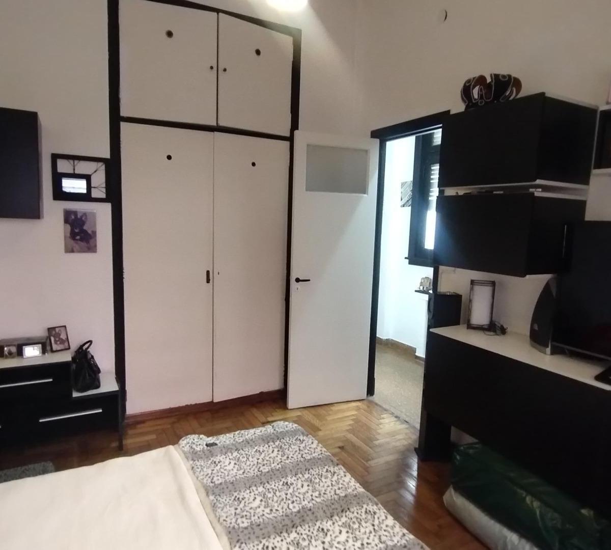 Casa 4 Amb. Todo en Bajos, Garage. Fondo y Tza. - Tno Propio 4