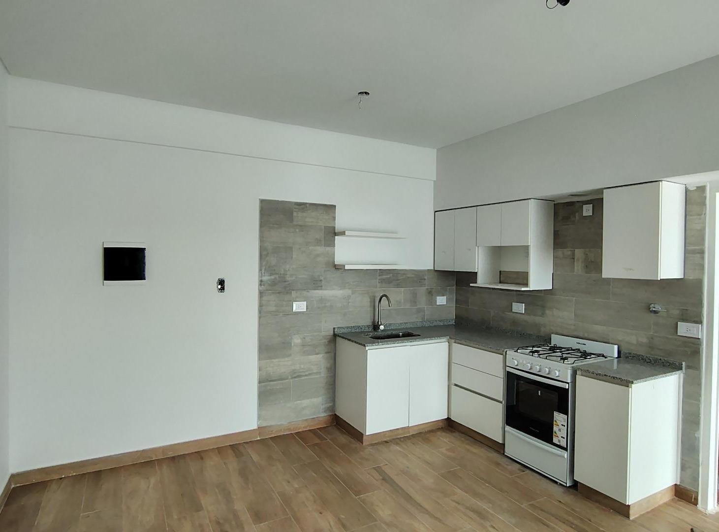 PH 2 AMBIENTES A ESTRENAR CENTRAL EN PLANTA BAJA CON PATIO