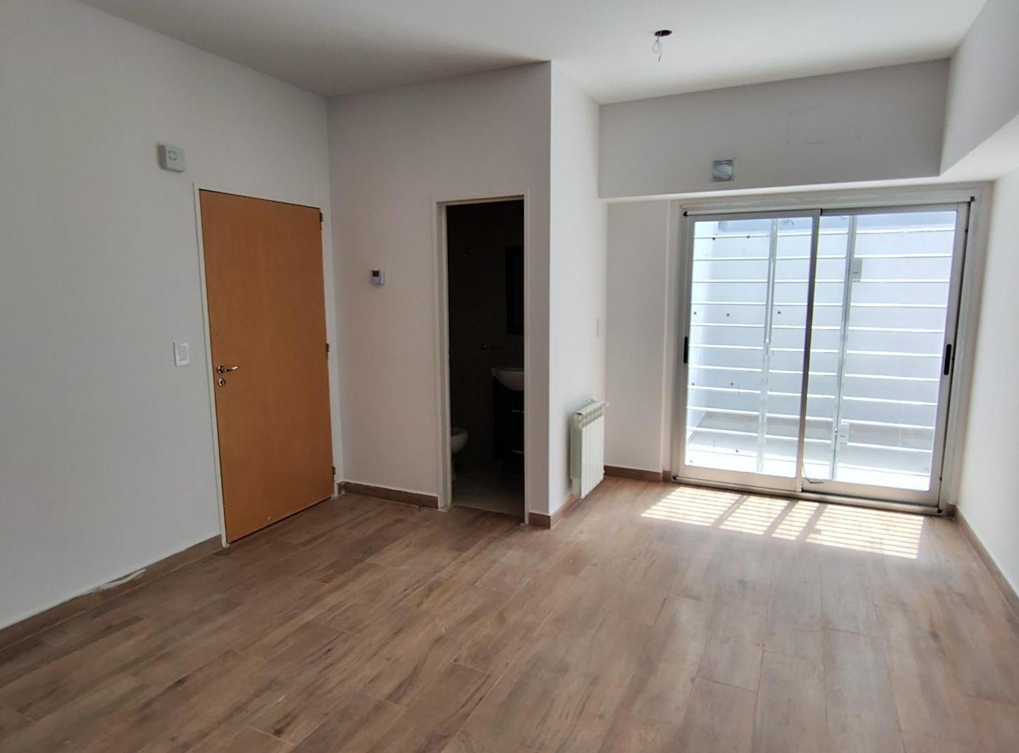 Foto de PH 2 AMBIENTES A ESTRENAR CENTRAL EN PLANTA BAJA CON PATIO, imagen 3