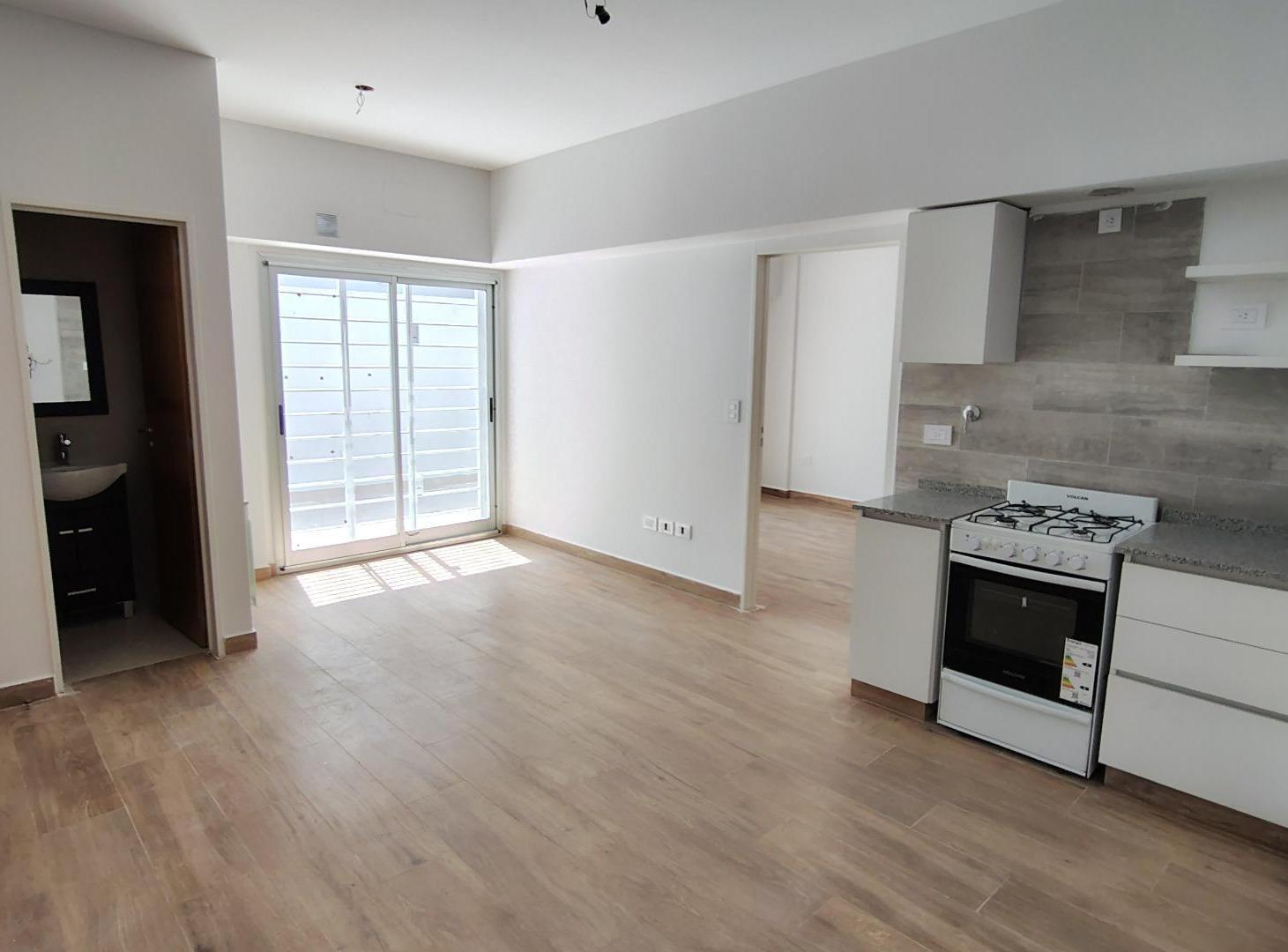 PH 2 AMBIENTES A ESTRENAR CENTRAL EN PLANTA BAJA CON PATIO