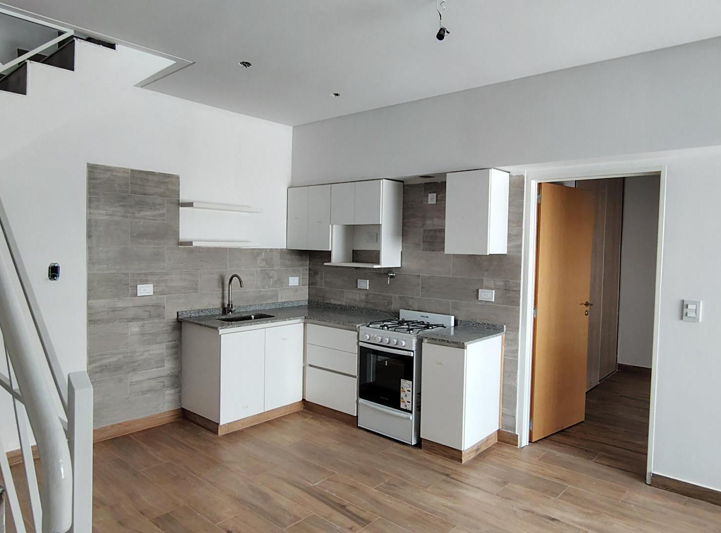 PH 2 AMBIENTES A ESTRENAR CENTRAL CON TERRAZA PROPIA
