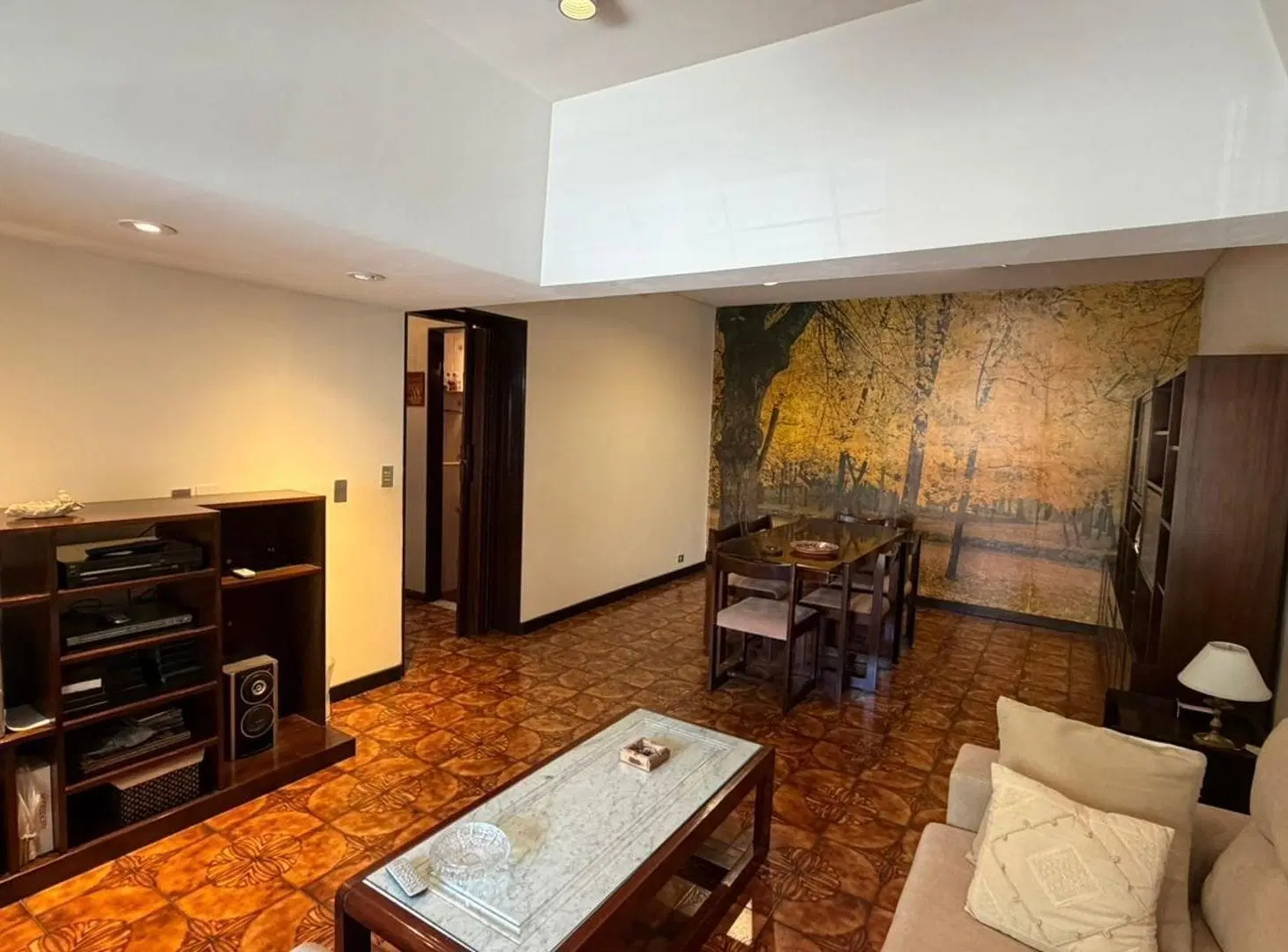CASA 4 AMBIENTES AL FRENTE C/ PATIO Y COCHERA Y TERRAZA 8