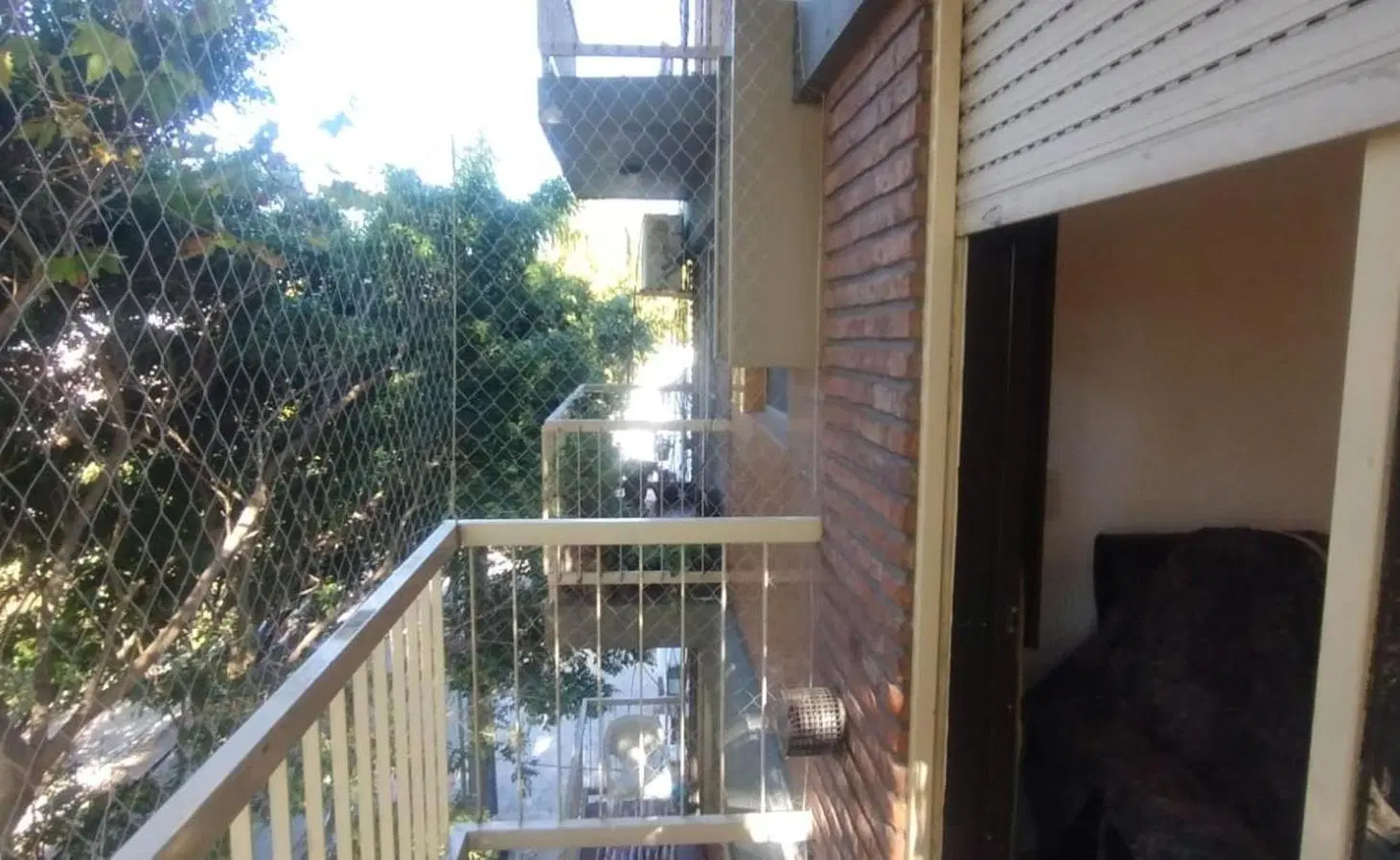 EXCELENTE DEPTO.2 AMBIENTES AL FRENTE CON BALCON 5