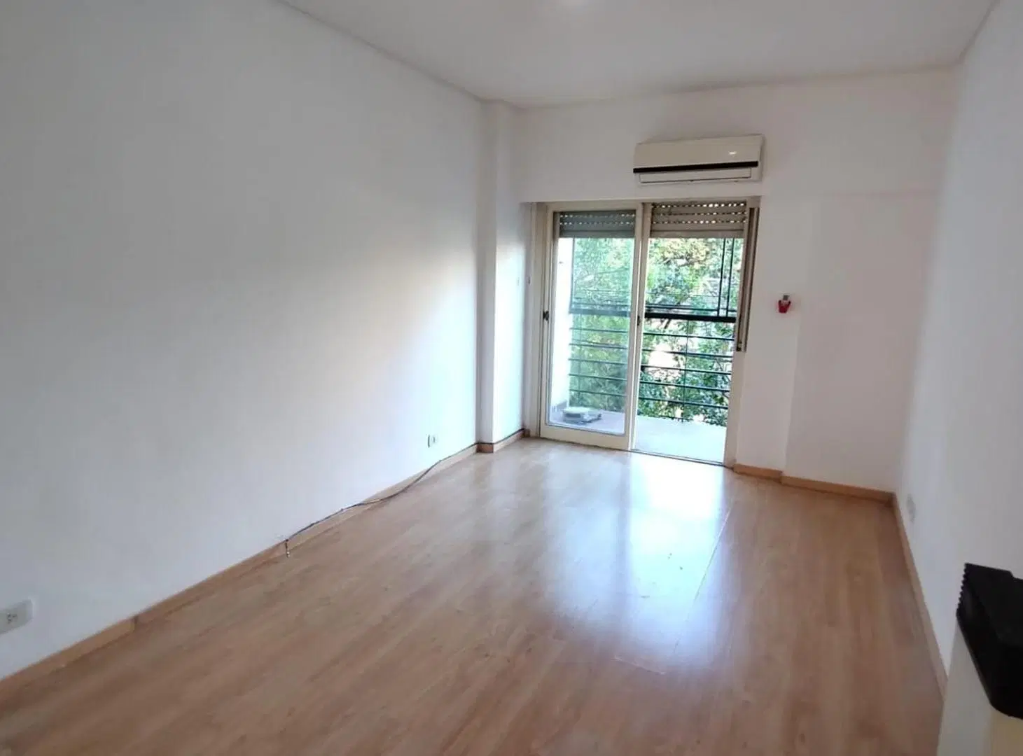 DEPARTAMENTO 2 AMB. FRENTE C/ BALCON  - APTO PROFESIONAL 3