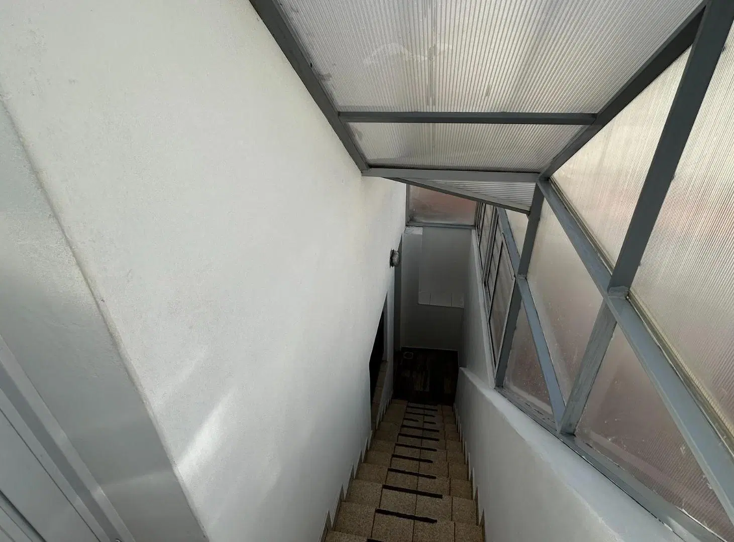 PISO UNICO 4 AMBIENTES CON TERRAZA Y QUINCHO 3