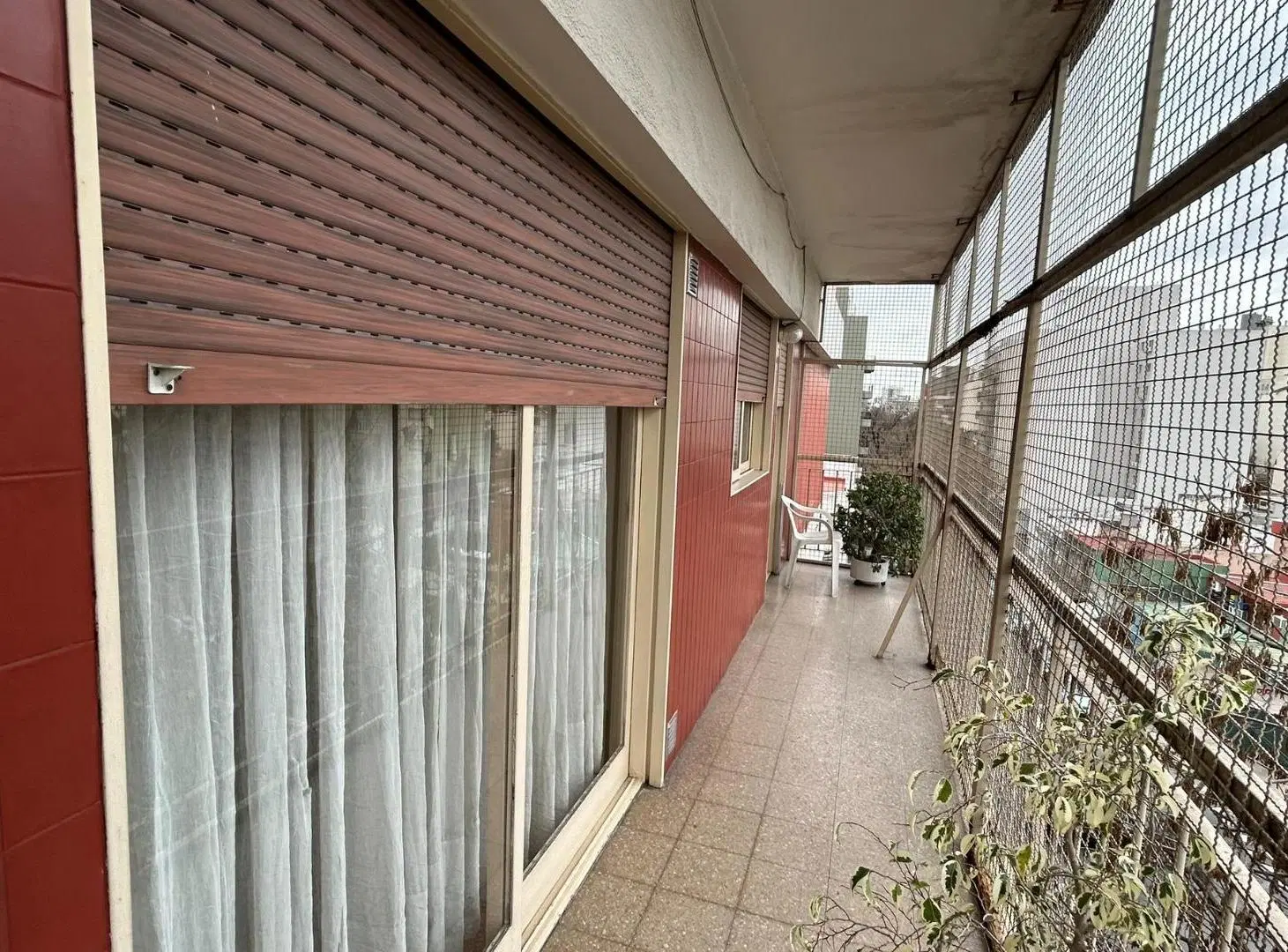 EXCELENTE DEPARTAMENTO 3 AMBIENTES FRENTE C/ BALCON CORRIDO 4