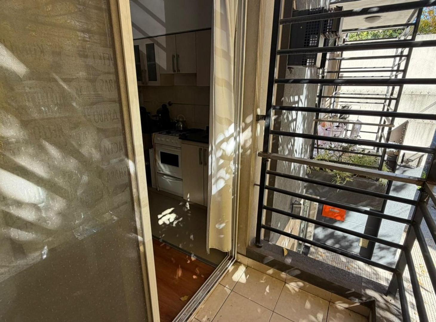 Foto de SEMIPISO 2 AMBIENTES AL FRENTE - MUY LUMINOSO, imagen 2