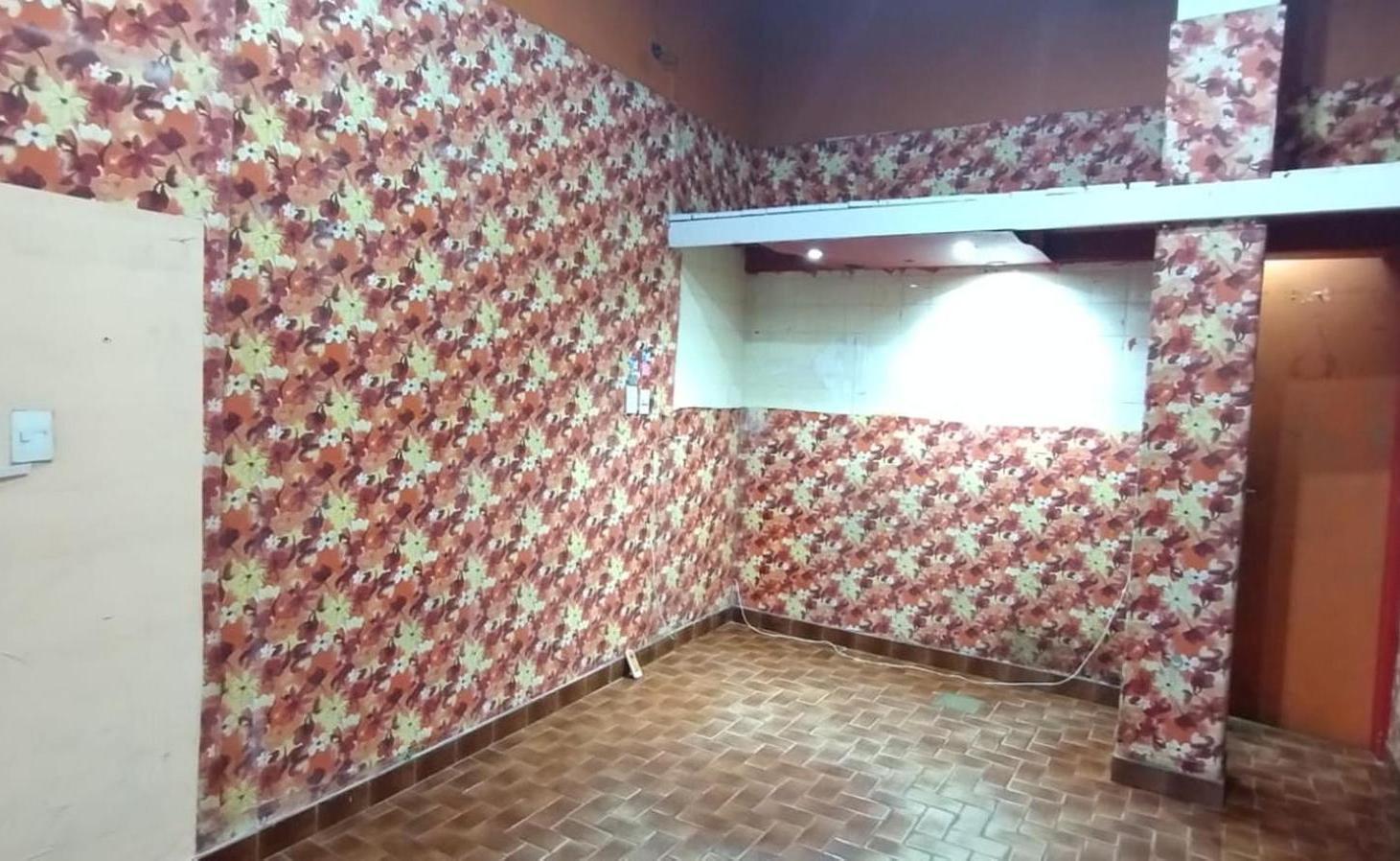 Foto de LOCAL COMERCIAL EXCELENTE UBICACION C/ PATIO Y BAÑO - 25M2, imagen 4