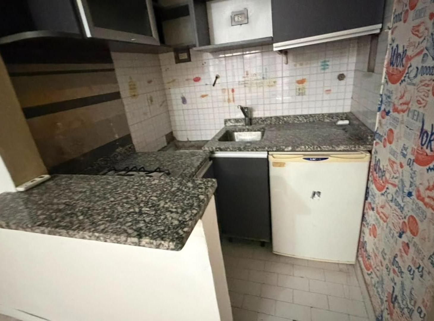 Foto de DEPARTAMENTO MONOAMBIENTE INTERNO 1° PISO POR ESCALERA, imagen 5