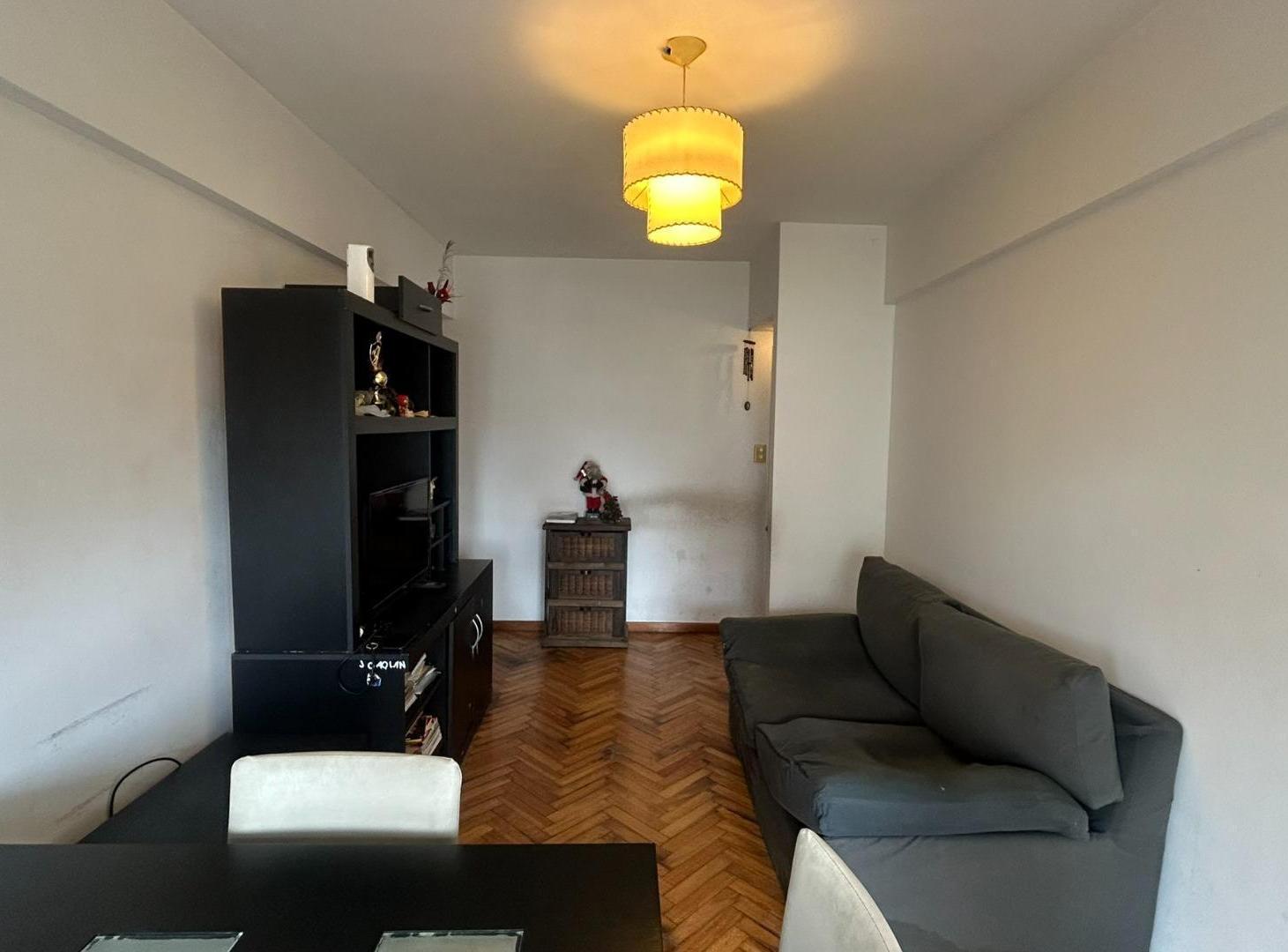 Foto de DEPARTAMENTO 3 AMBIENTES AL CONTRAFRENTE CON BALCON, imagen 1