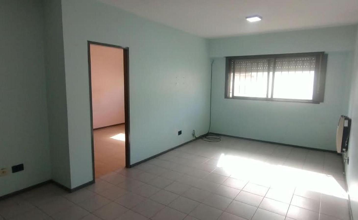 Foto de DEPTO 2 AMBIENTES PLANTA BAJA AL FRENTE, imagen 4