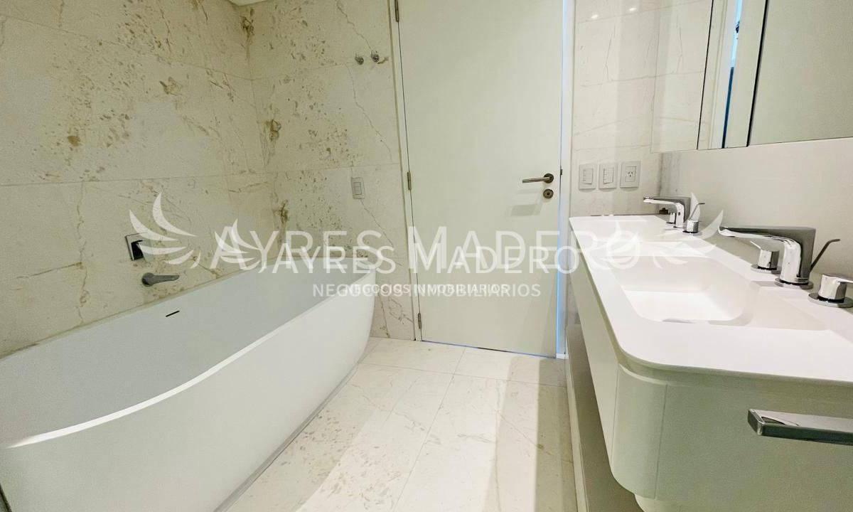 Oceana - Departamento 4 Ambientes C/ Dependencia en Venta 5
