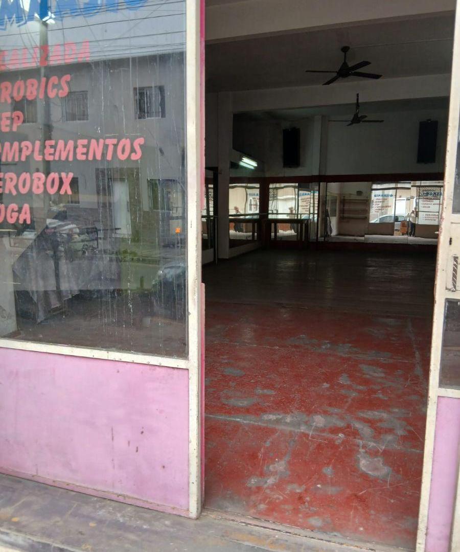 Foto de Local comercial de 66 m² en alquiler en Ciudadela, imagen 4