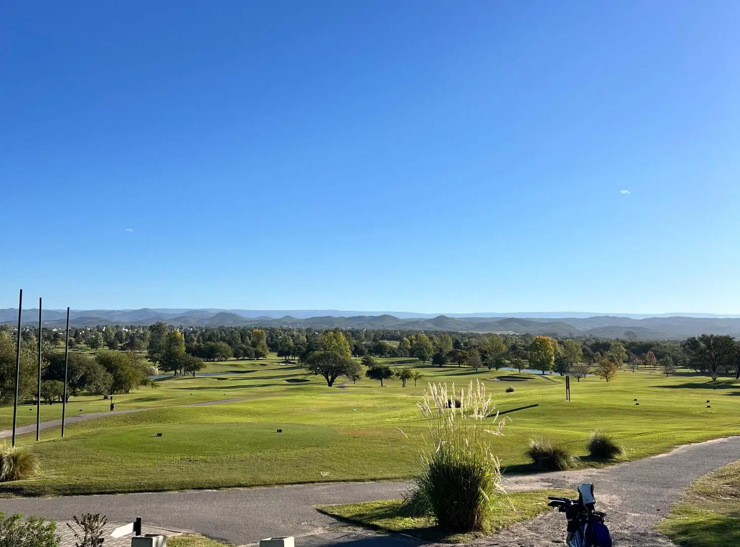 EXCLUSIVO DEPARTAMENTO SOBRE CANCHA DE GOLF 3