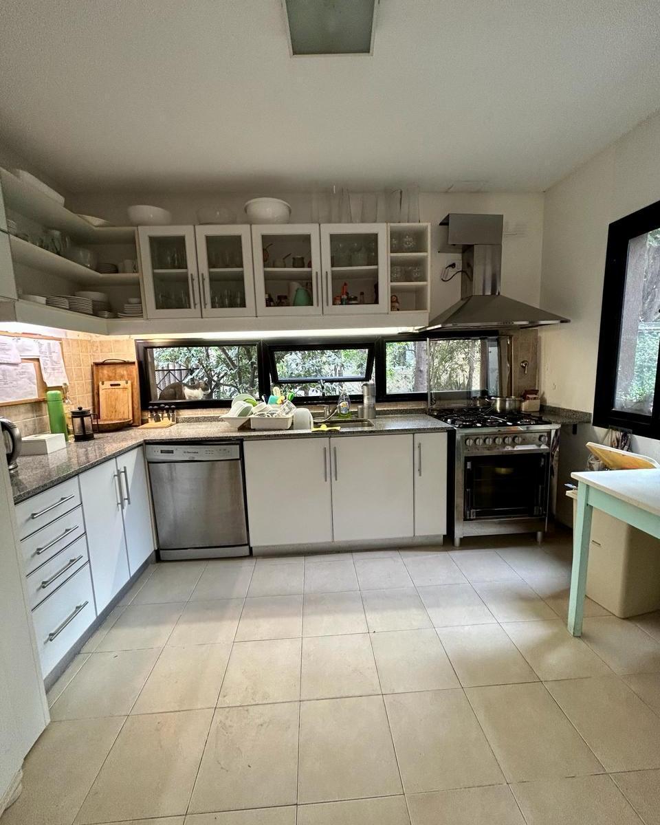 Foto de CASA EN VENTA LOTE CENTRAL, SAINT MATTHEWS VILLAGE, PILAR, imagen 5