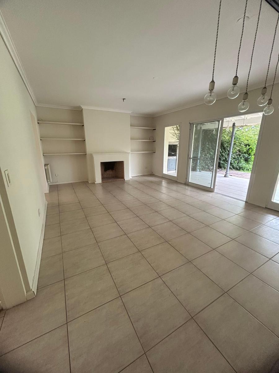 VENTA DE DUPLEX CON RENTA EN FARM CLUB, PILAR